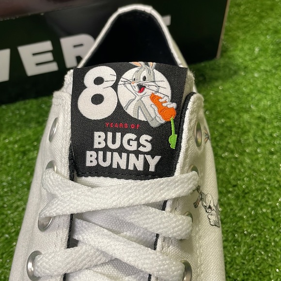 Converse 80th Anniversary Bugs Bunny 🥕 - Picture 4 of 12